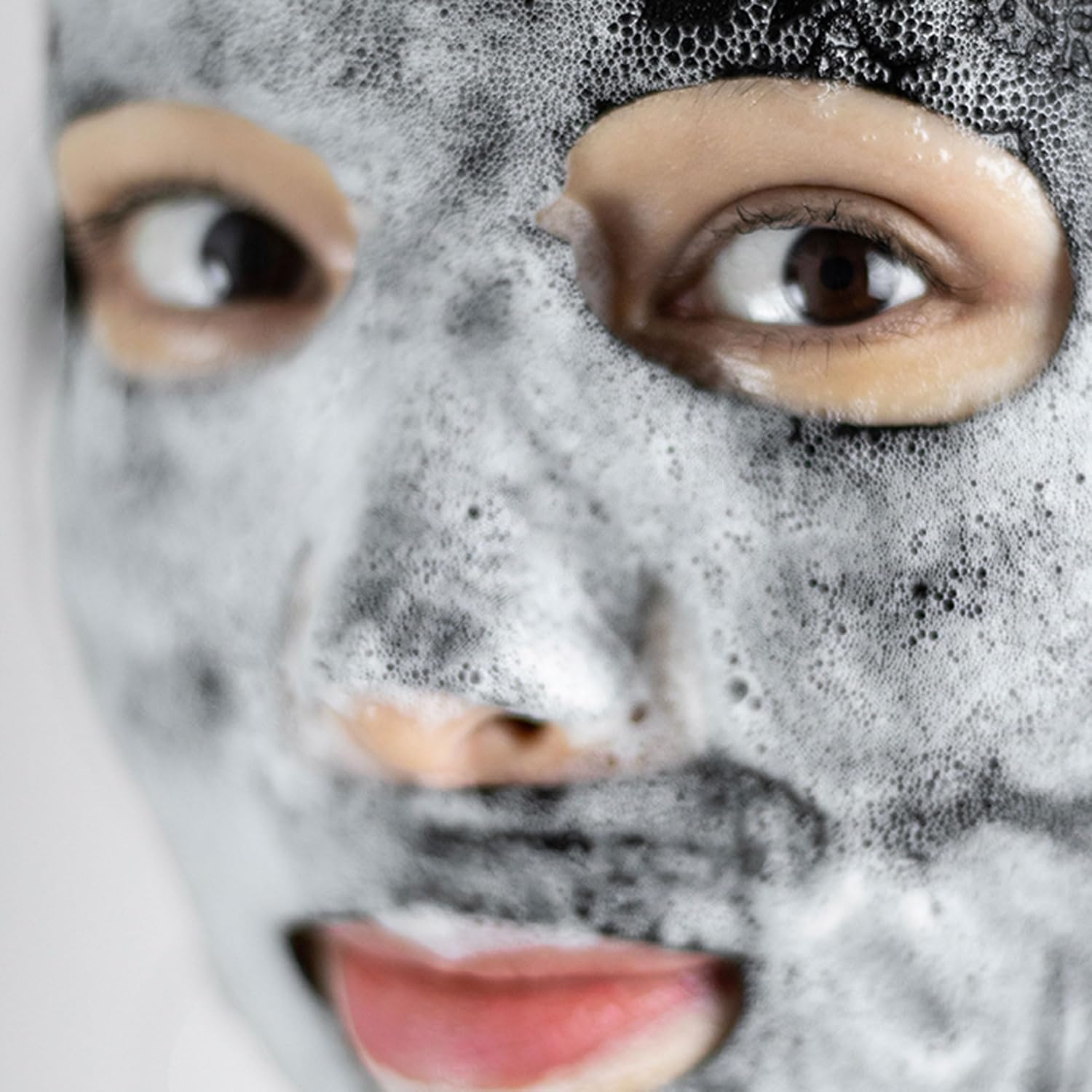 Beauty Formulas Charcoal Detoxifying Bubble Mask 1's