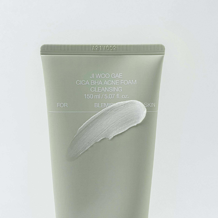Celimax Ji Woo Gae Cica BHA Acne Foam Cleansing 150ML 24097