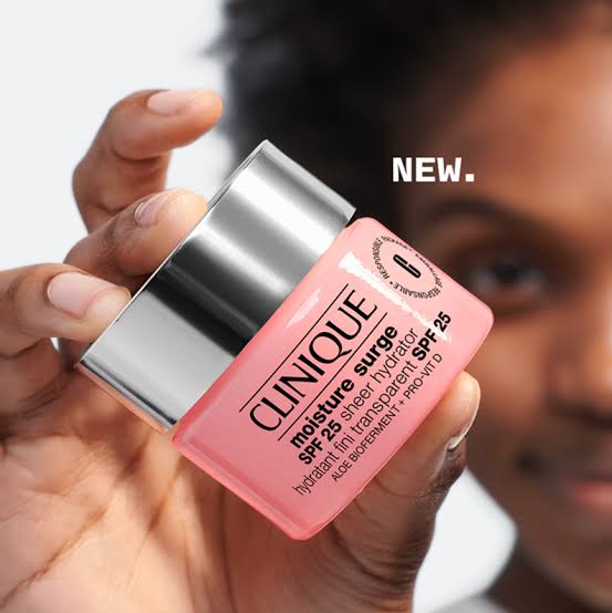 Clinique Moisture Surge (SPF25) Sheer Hydrator, Lightweight Hydration with Daily UV Protection, 50ml