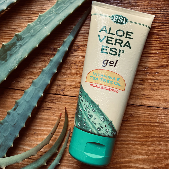 ESI Aloe Vera Gel W/ Vitamin E + Tea Tree 200ML