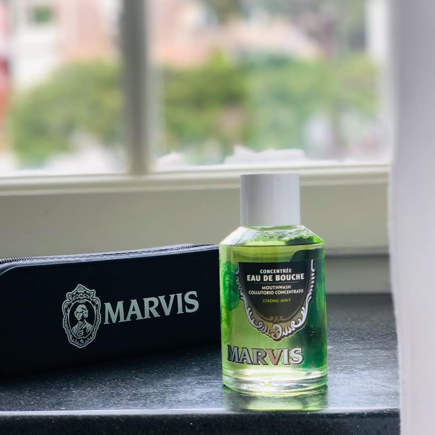 Marvis Eau de Bouche Mouthwash 120 ml