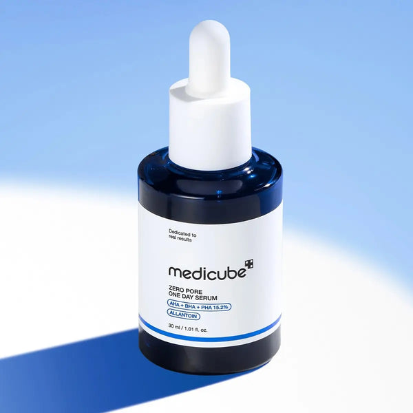 Medicube Zero Pore One Day Serum, AHA BHA PHA Exfoliating for Pore Tightening, 30ml