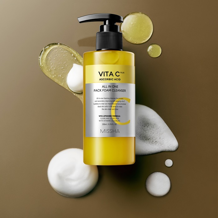 Missha Vita C Plus All In One Pack Foam Cleanser 200ml