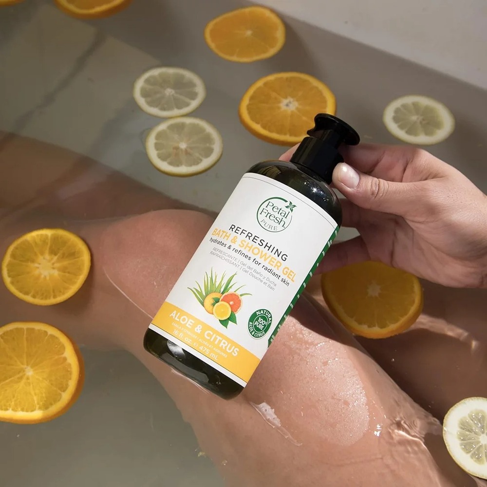 Petal Fresh Pure Refreshing Aloe and Citrus Bath & Shower Gel, Hydrating Daily Body Cleanser, 475ml
