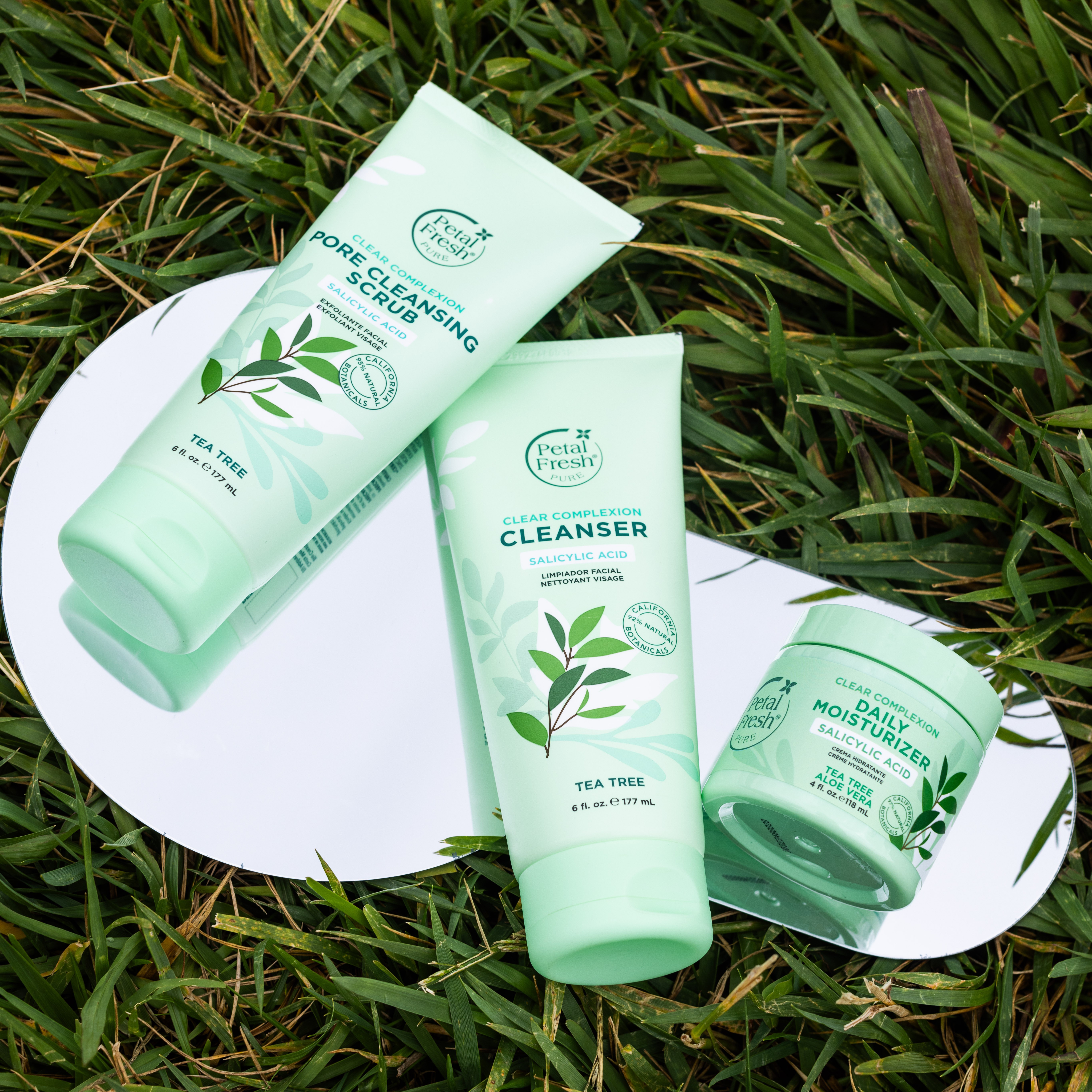 Petal Fresh Pure Clear Complexion Moisturizer 118ml