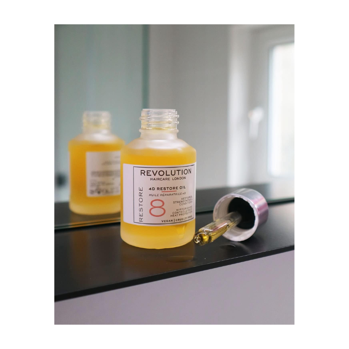 Revolution Haircare 8 4D Restore Oil 30ml