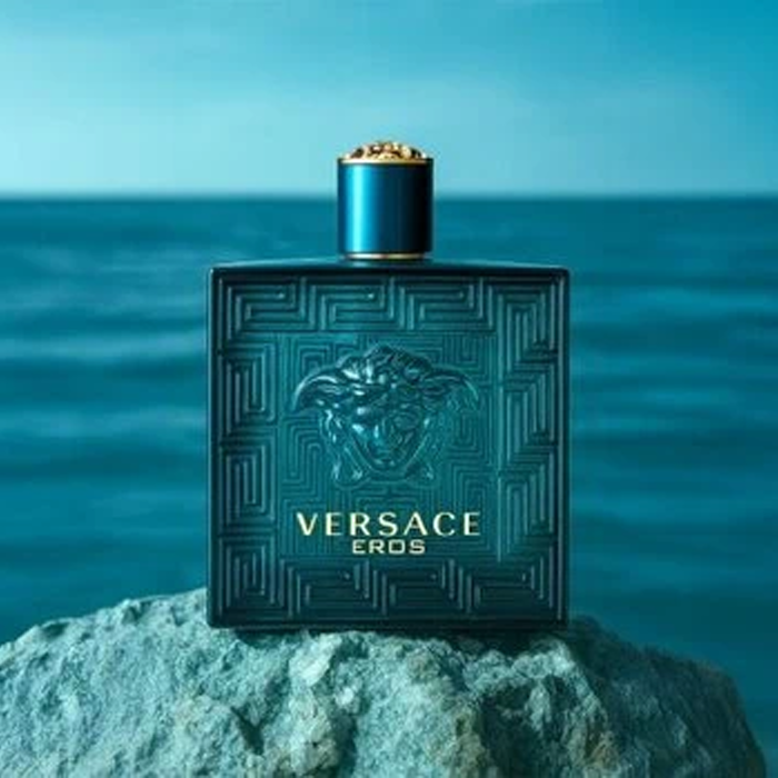 Versace Eros Eau de Toilette, Men’s Fresh Oriental Woody Fragrance, 100ml