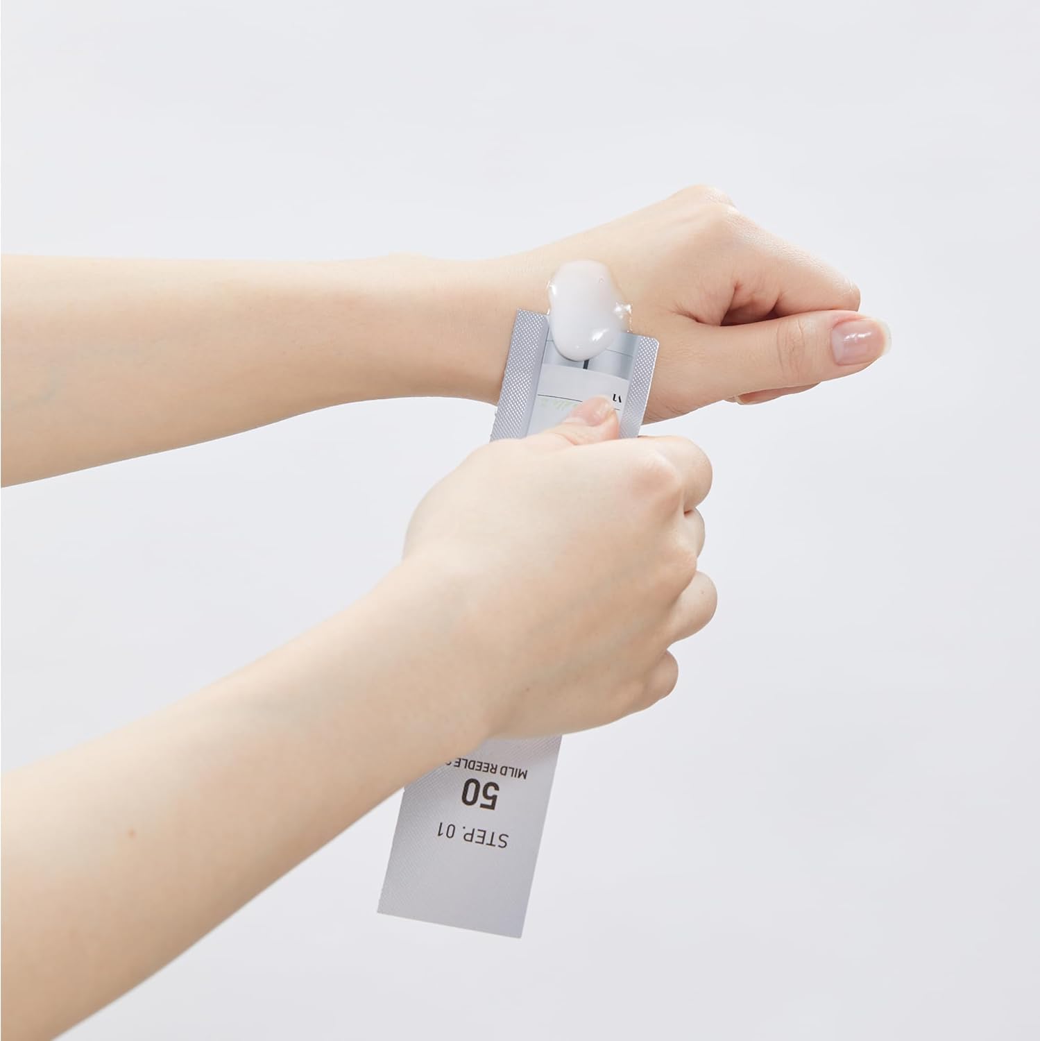 VT Cosmetics Mild Reedle Shot 50 2 Step Mask Sheet 25g
