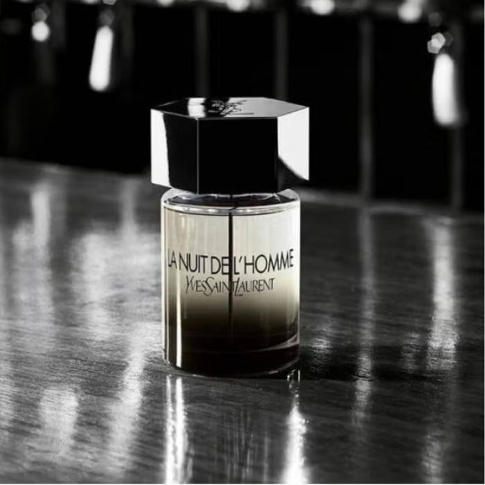 Yves Saint Laurent La Nuit De L'Homme Eau De Toilette Spray for Men Intense, Seductive, Long-Lasting Fragrance 100ml